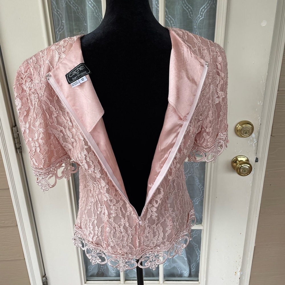 Cache by Bari Protas Lace Blouse Top Pink Size 12 VTG - Picture 4 of 5